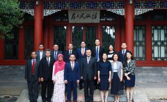 澳门赌博排名
杨斌会见马来西亚教育部长马智礼一行